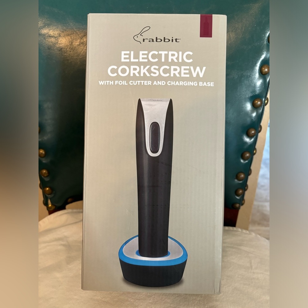 Rabbit Electric Corkscrew with Foil Cutter and Charging Base